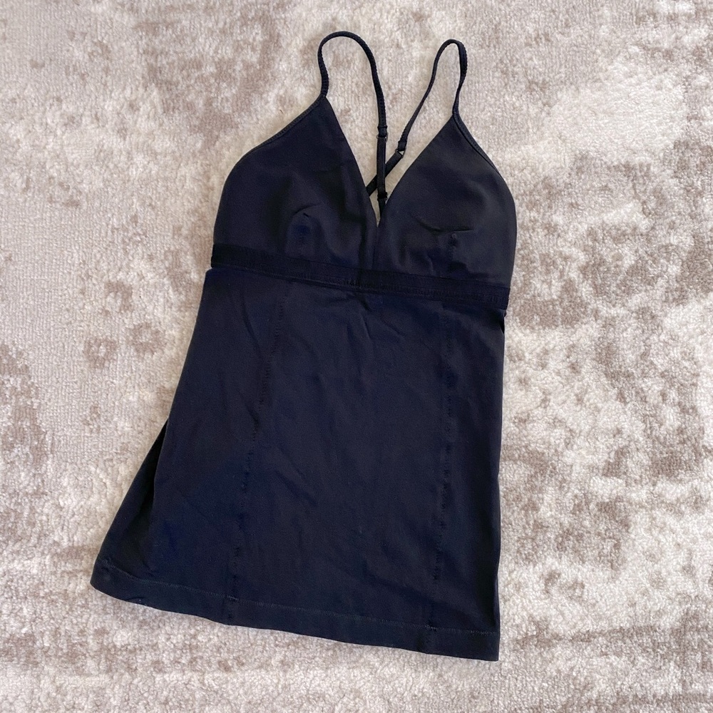 Lululemon Workout Top (4)